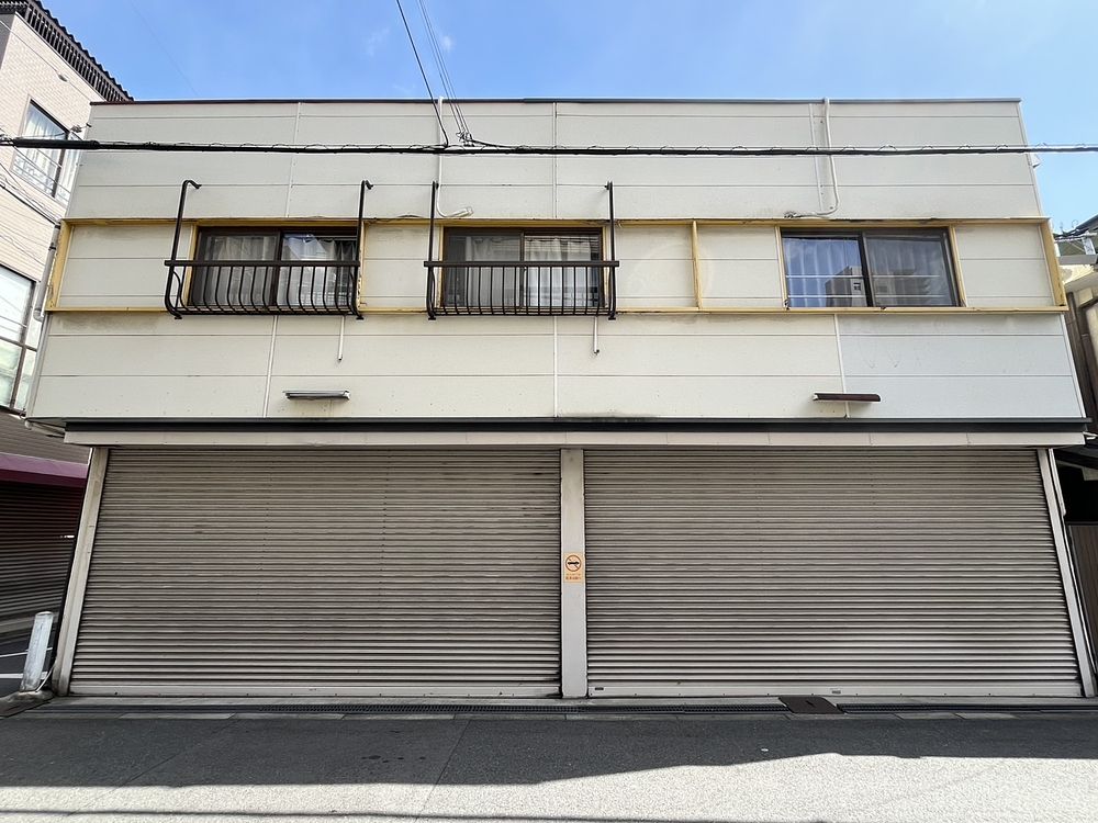 間口５M超！中崎町エリアの路面店舗事務所物件！