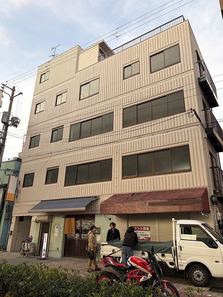 諏訪4丁目ビル1階A・B区画(一括貸し)