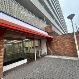 シーアイマンション久里浜 ◎【改装協力金100万】!【1階路面店舗】近隣住民の集客見込めます!【店舗専用駐車場利用可】!
◎当マンションの賃貸事例:買取専門店・英語教室・薬局・訪問介護・仏具店等