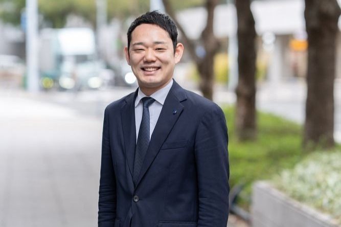 前職では、引越し業界で引越しの見積り営業と家電製品の販売を行っておりました。
不動産業界は未経験ですが、「凡事徹底」の心で私がご紹介する物件は自信を持ってご提案させて頂きます。